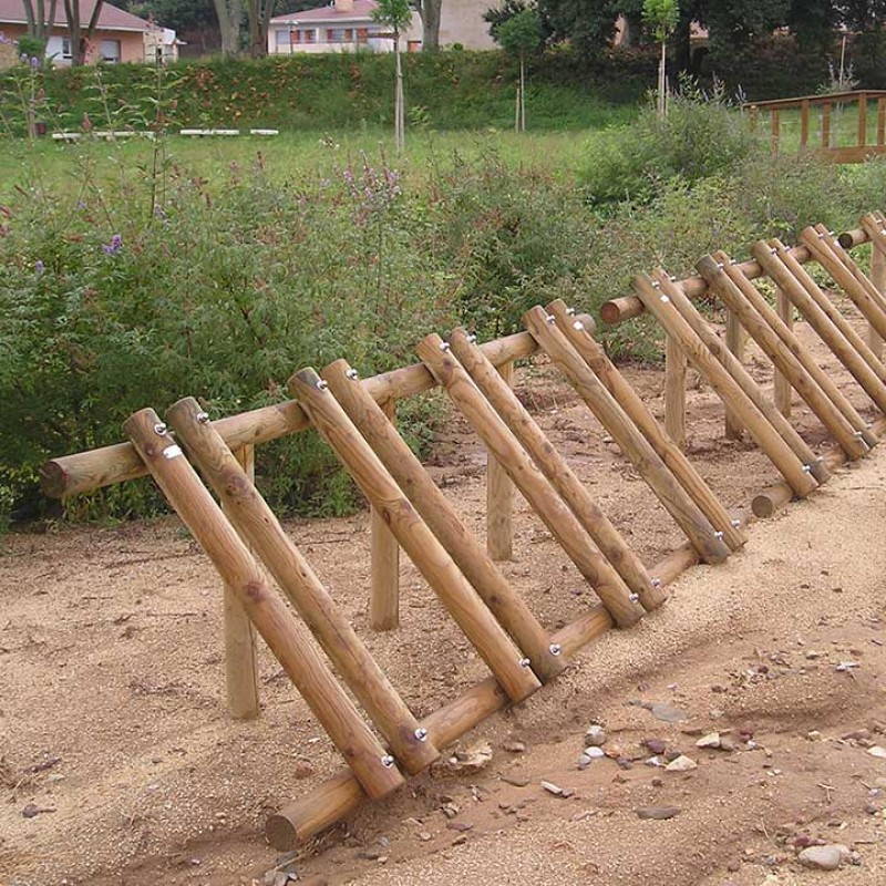 Aparcabicicletes de fusta per camins naturals